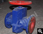 Pinch valve
